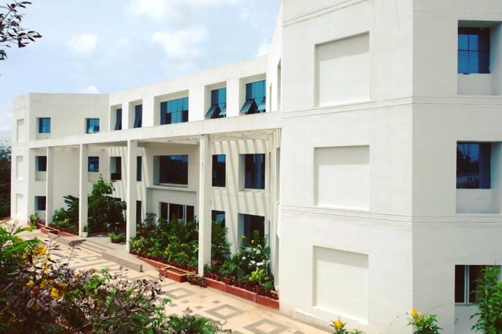 https://cache.careers360.mobi/media/colleges/social-media/media-gallery/40486/2021/9/17/Campus View of Sasi Creative Institute of Design Coimbatore_Campus-View.jpg